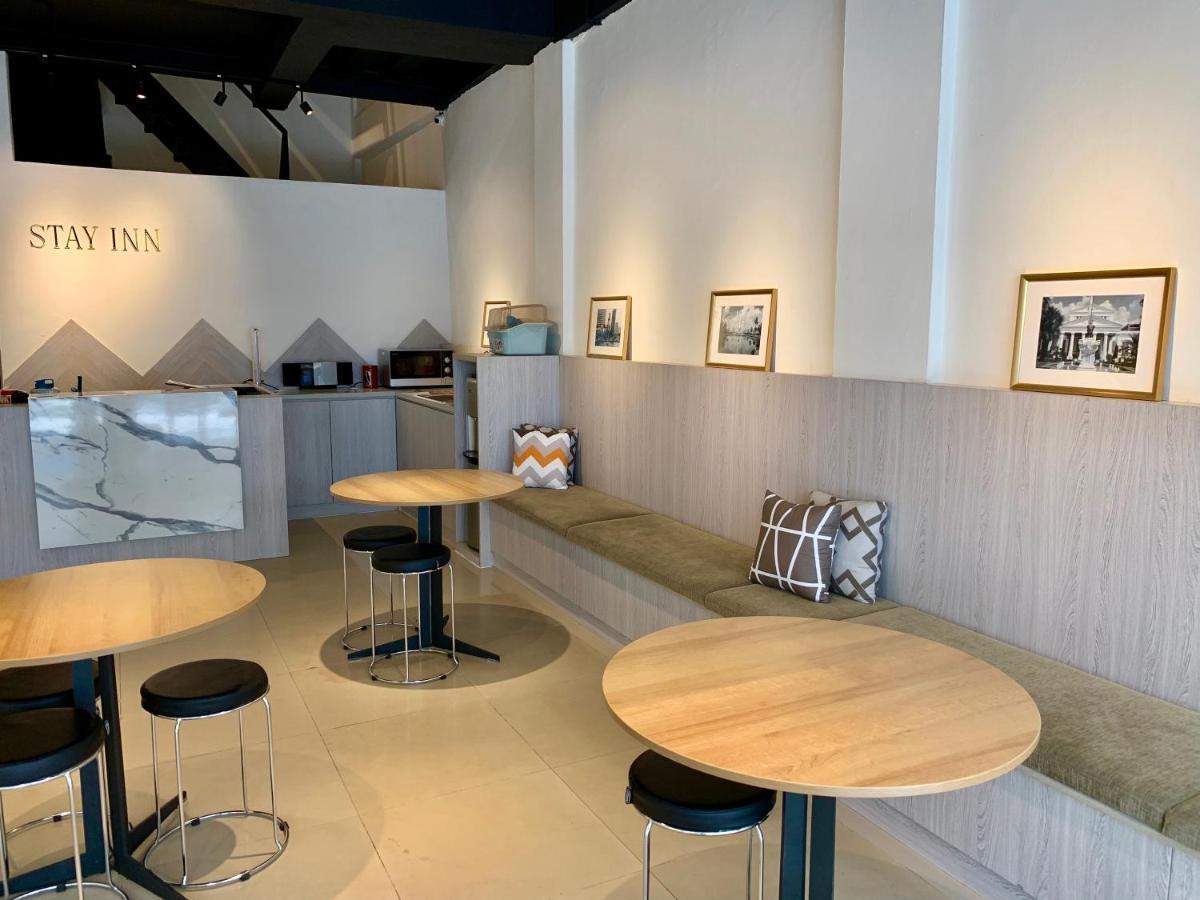 Stay Inn Hostel Jakarta Ngoại thất bức ảnh