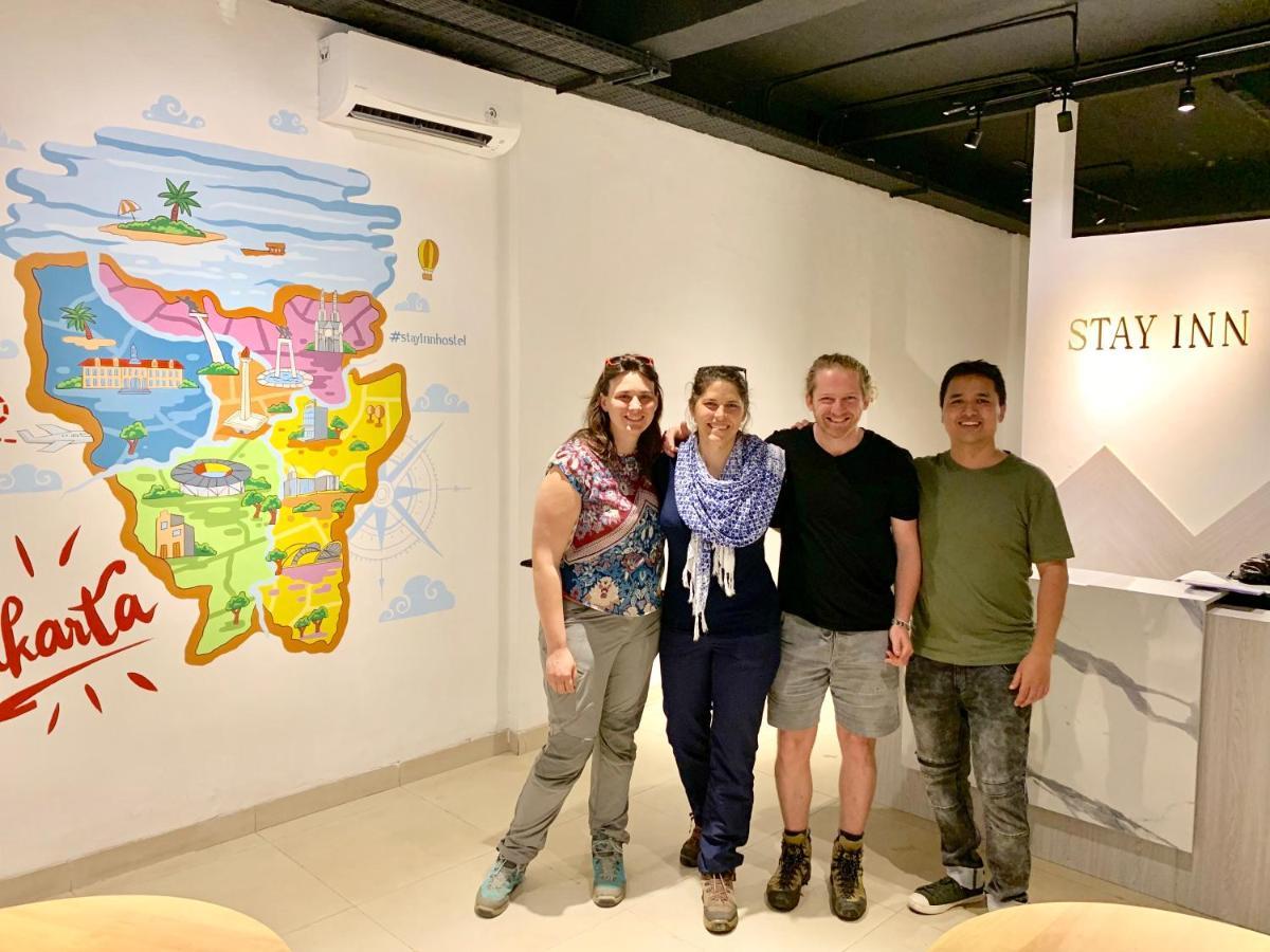 Stay Inn Hostel Jakarta Ngoại thất bức ảnh
